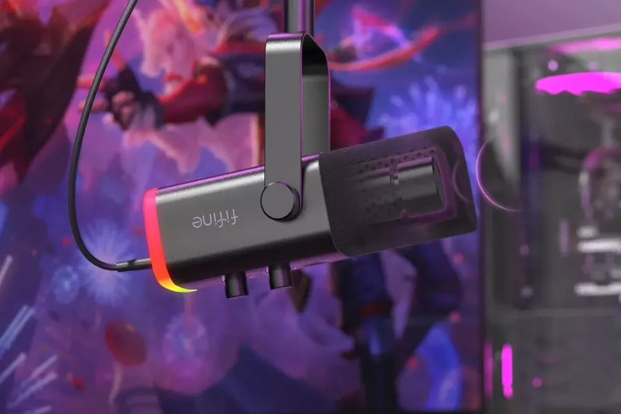 Illuminated Podcast Microphone